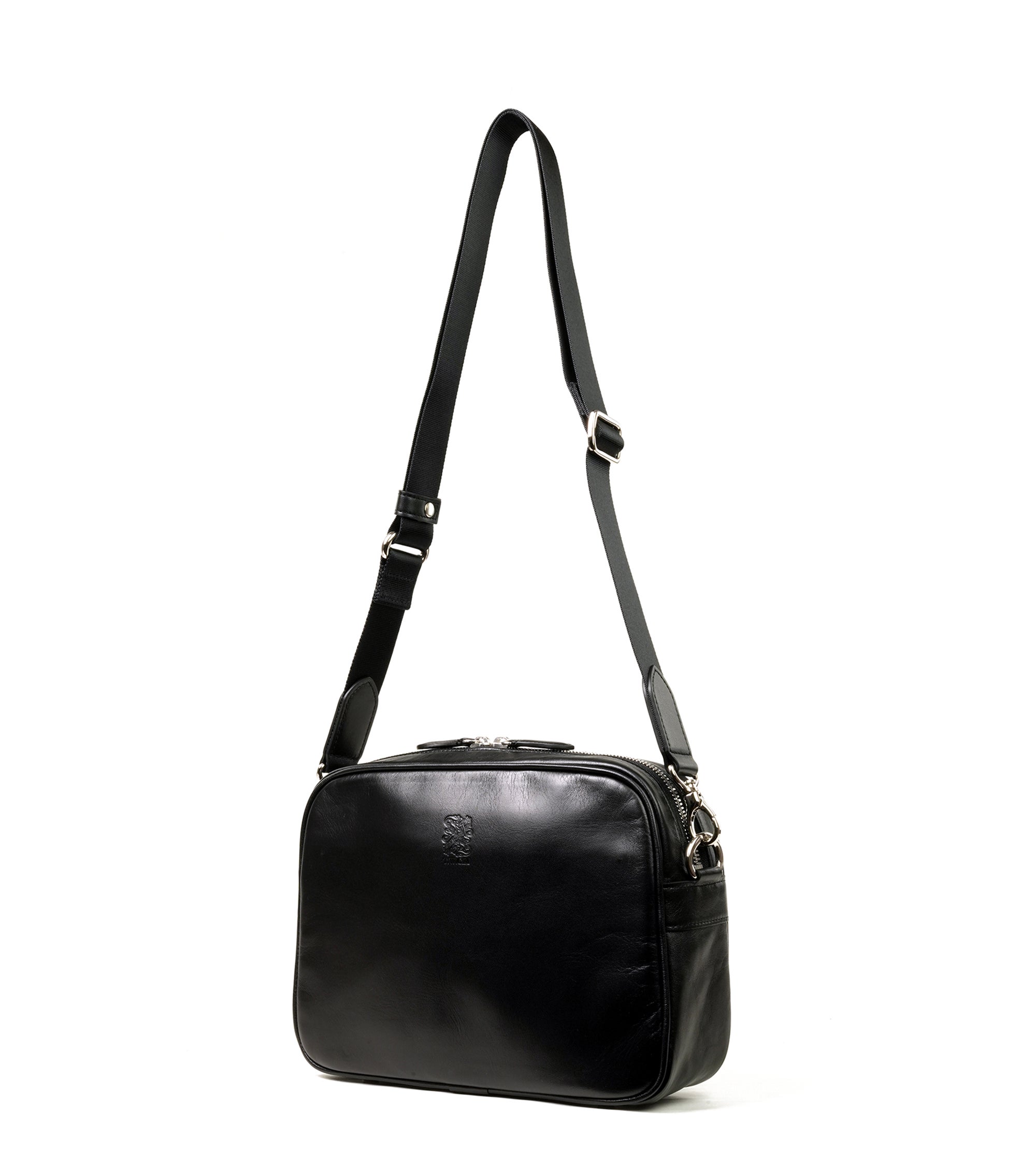 ※のんかなゆうなブラックショルダーバッグ フラップ式 限定 キャビアスキン コンパクトショルダーバッグ Nona ブラック | The